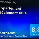 Idealement Situe Wifi Disponible アパート コテレ